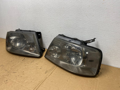 2004 to 2008 Ford F-150 F150 Left+Right Halogen Headlights AD1086 DW1