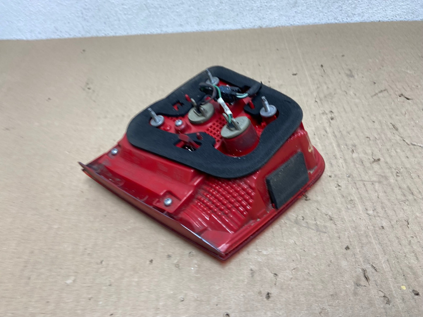 2013-2016 Chevrolet Malibu Right Passenger Rh Inner Tail Light AE9670 LK4