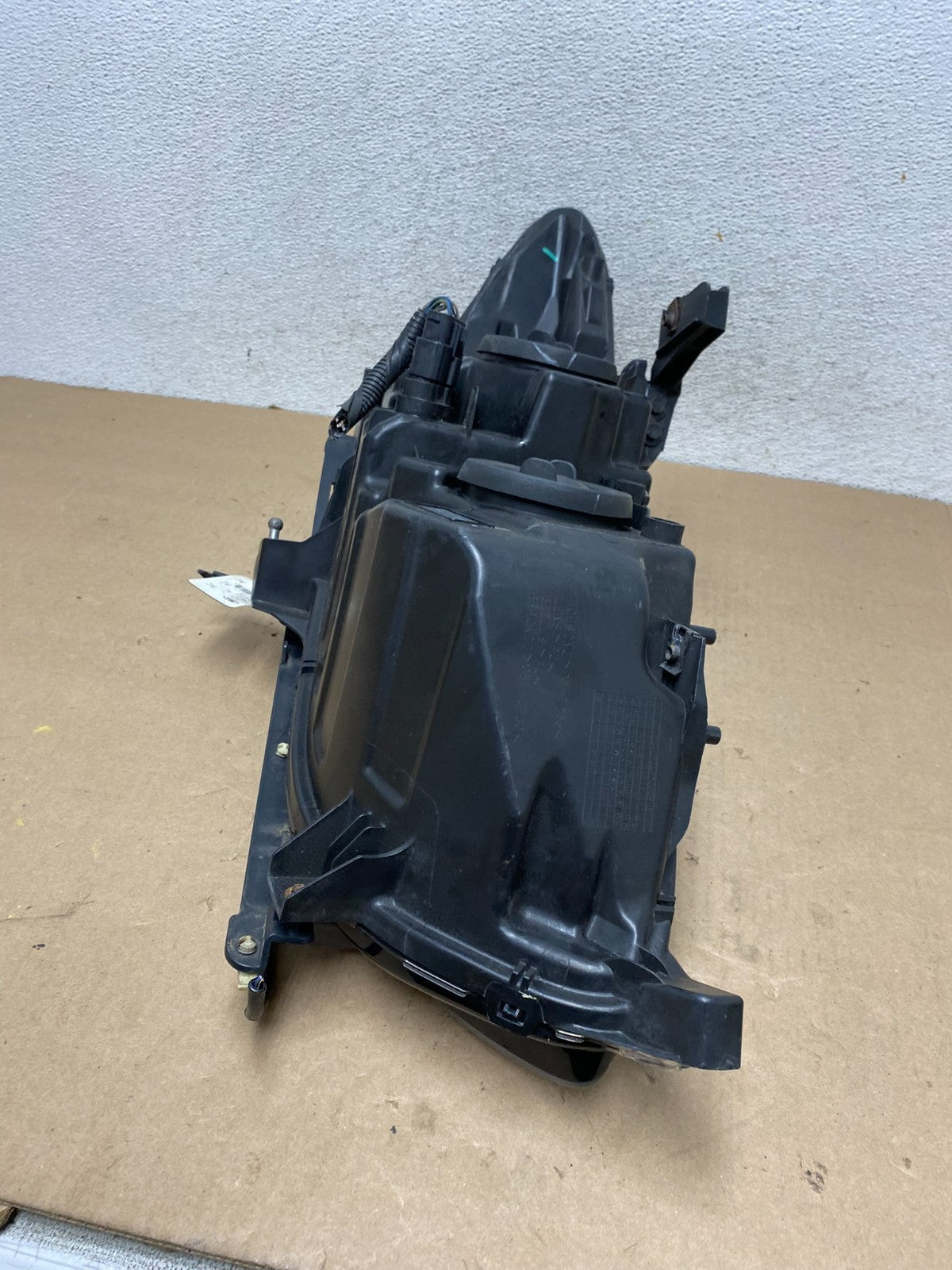 2013 to 2016 Ford Fusion Left Driver Lh Side Headlight AG4650 DW6
