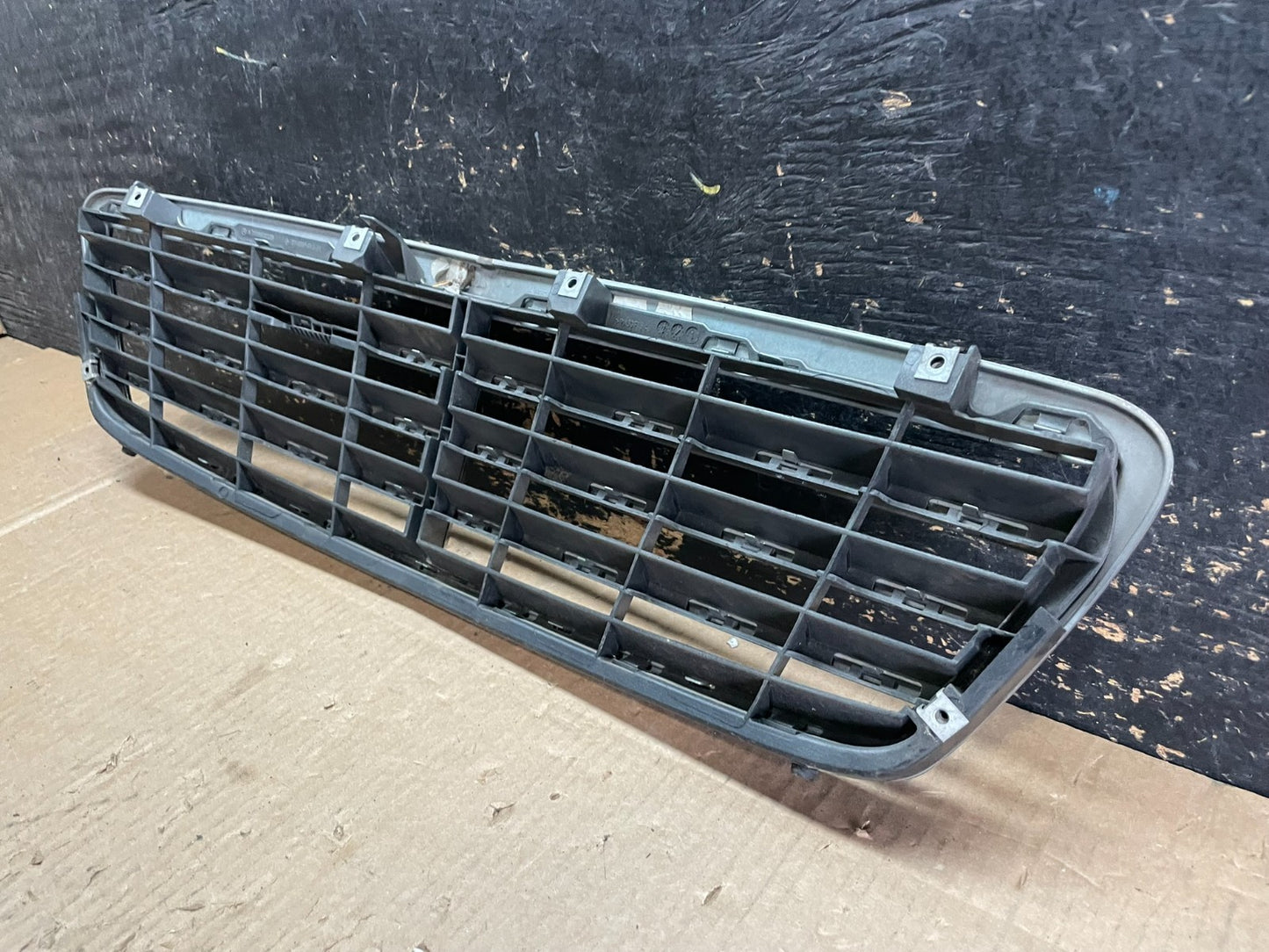 2001 to 2007 Mercedes C-Class Front Upper Grill Grille OEM AB3188 DG5