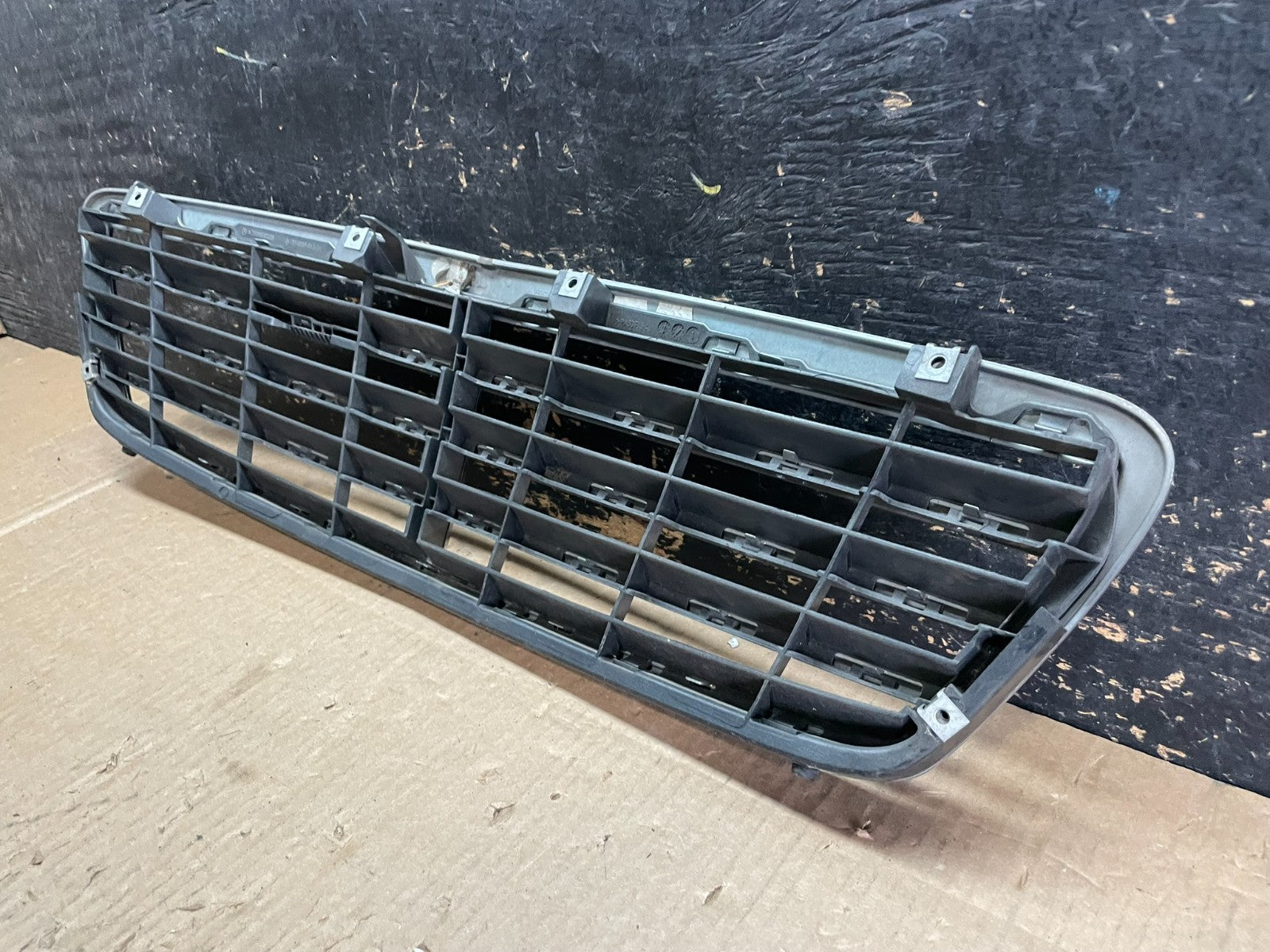 2001 to 2007 Mercedes C-Class Front Upper Grill Grille OEM AB3188 DG5