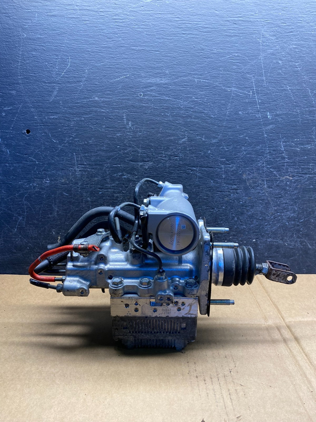 2010 - 2015 Toyota Prius ABS Brake Pump Anti Lock Module AI9980 DW1