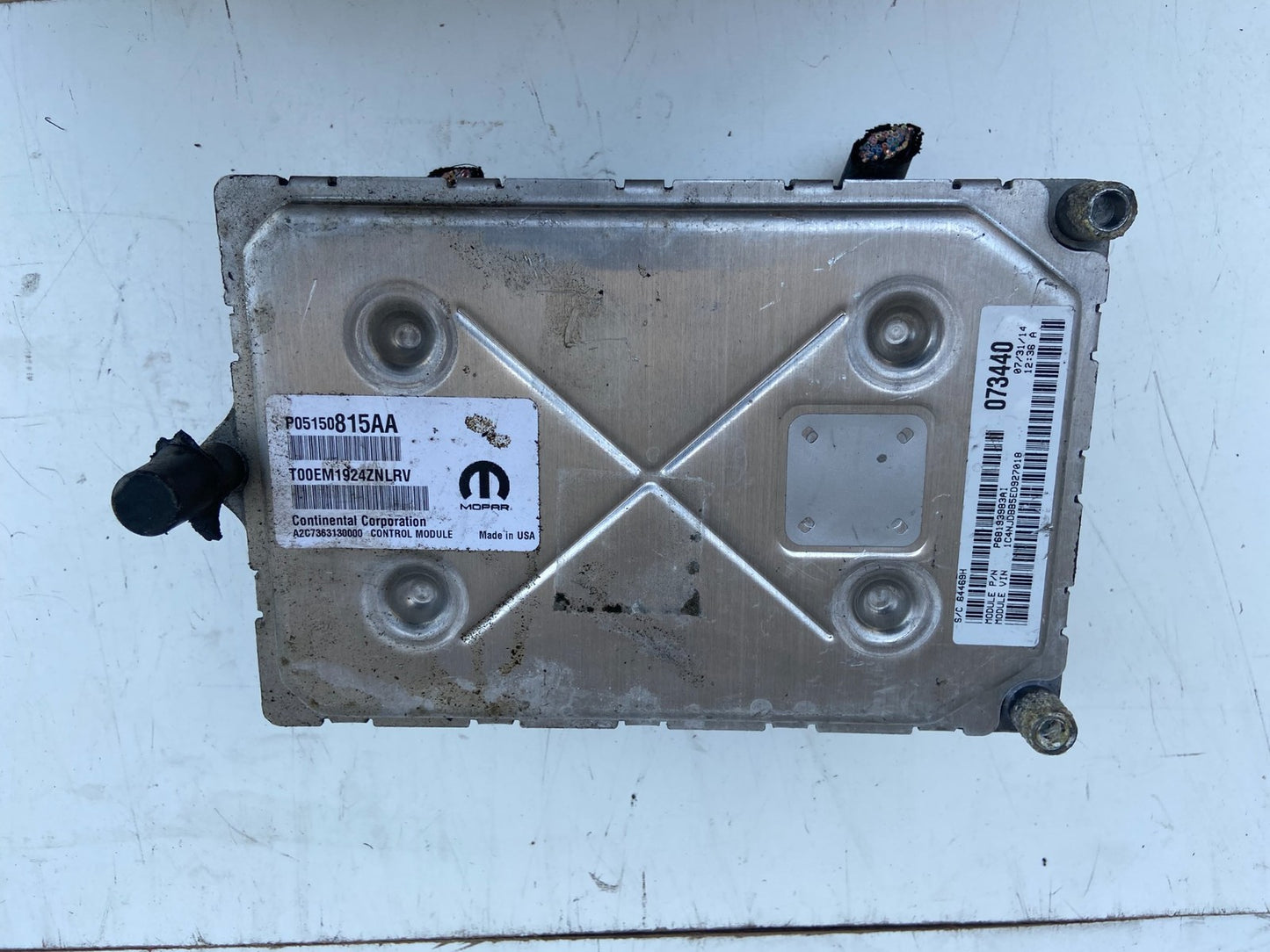 2014 Jeep Compass Patriot Engine Control Unit Module ECM ECU AD2884 DW1