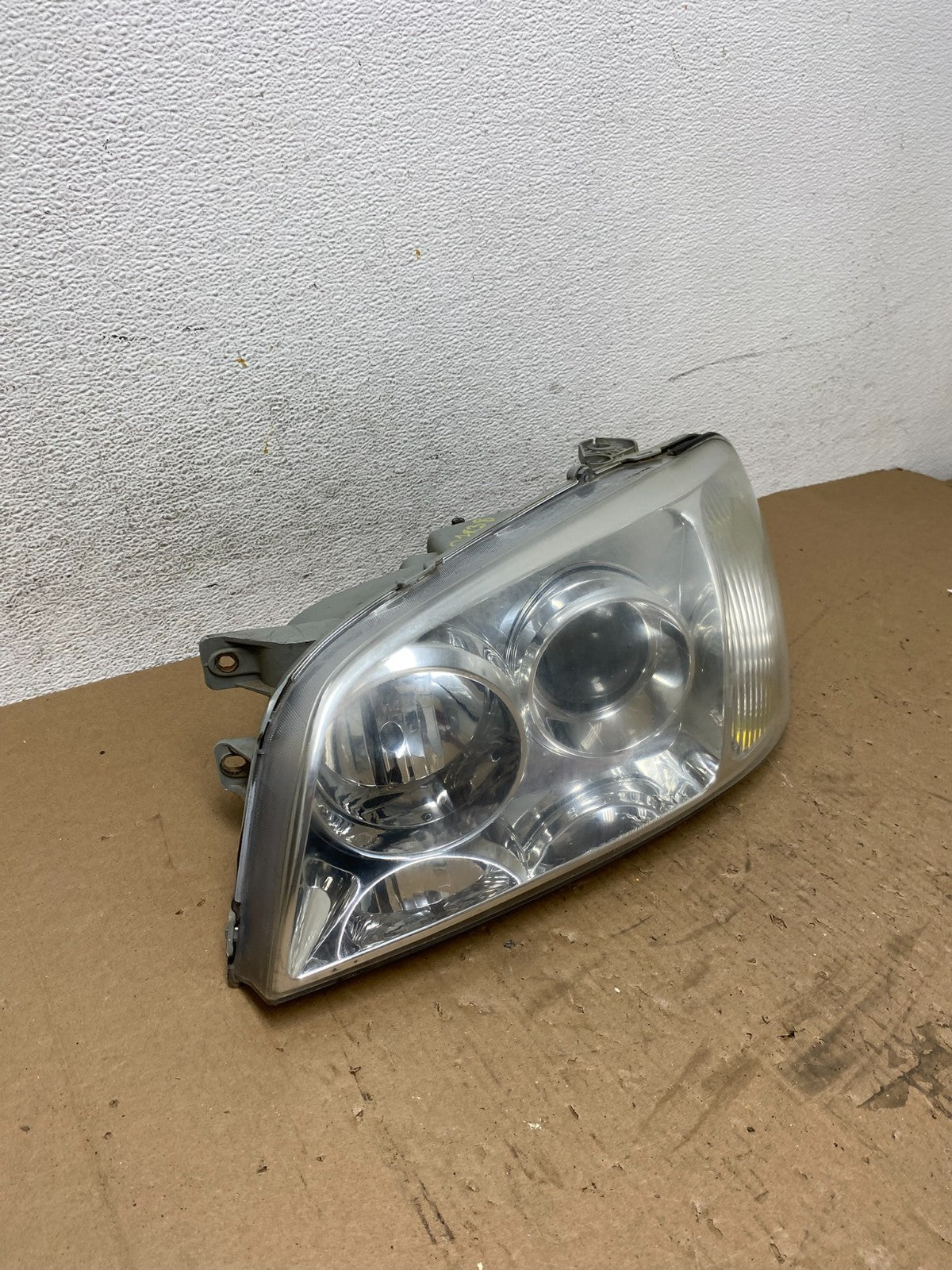 2004 2005 Hyundai XG350 XG Left Driver LH Headlight Halogen AD7838 DW1