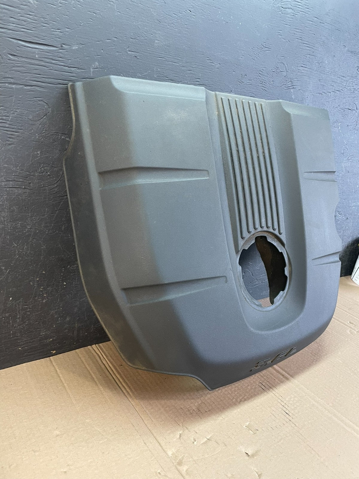 2011 - 2015 Jeep grand Cherokee 3.6L Engine Motor Cover AD8616 DG2
