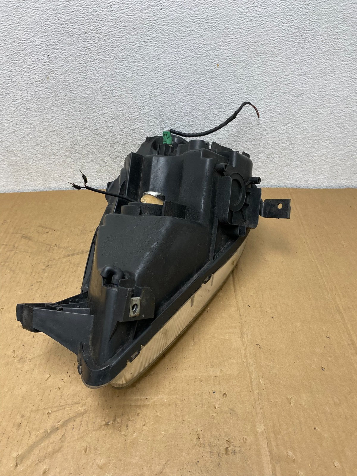 2005 -2006 Honda Crv Cr-v Halogen Headlight Right Passenger Rh AC8600 DW8