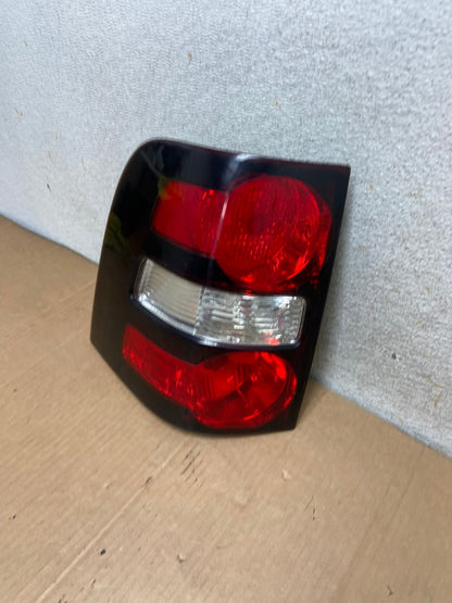 2006 to 2010 Ford Explorer Left Driver Lh Side Tail light AI8407 LK1