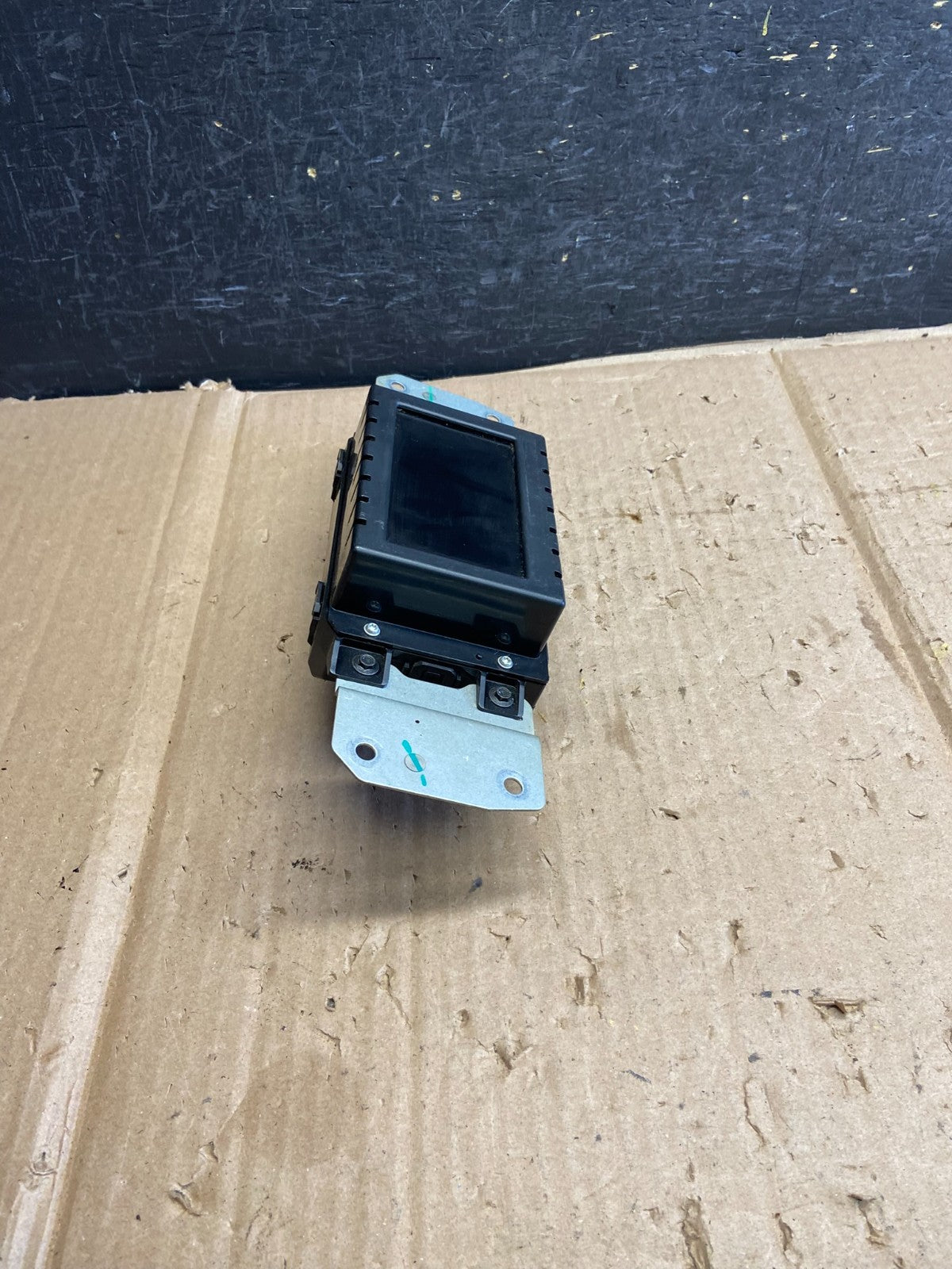 2013 to 2016 Ford Fusion 4.2" Radio Information Display Screen AI2843 DW1