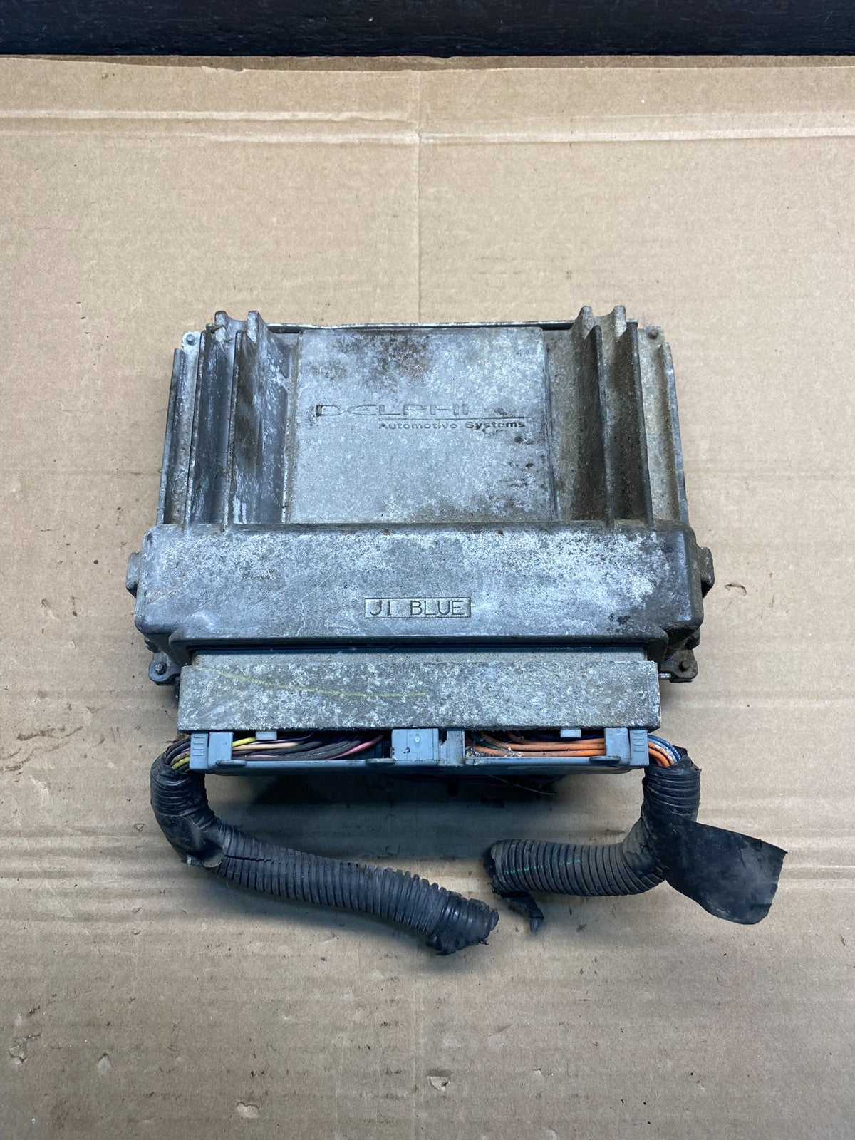 2003-2006 Chevrolet Tahoe Silverado Engine Control Unit Module ECM ECU AE9900 DW1
