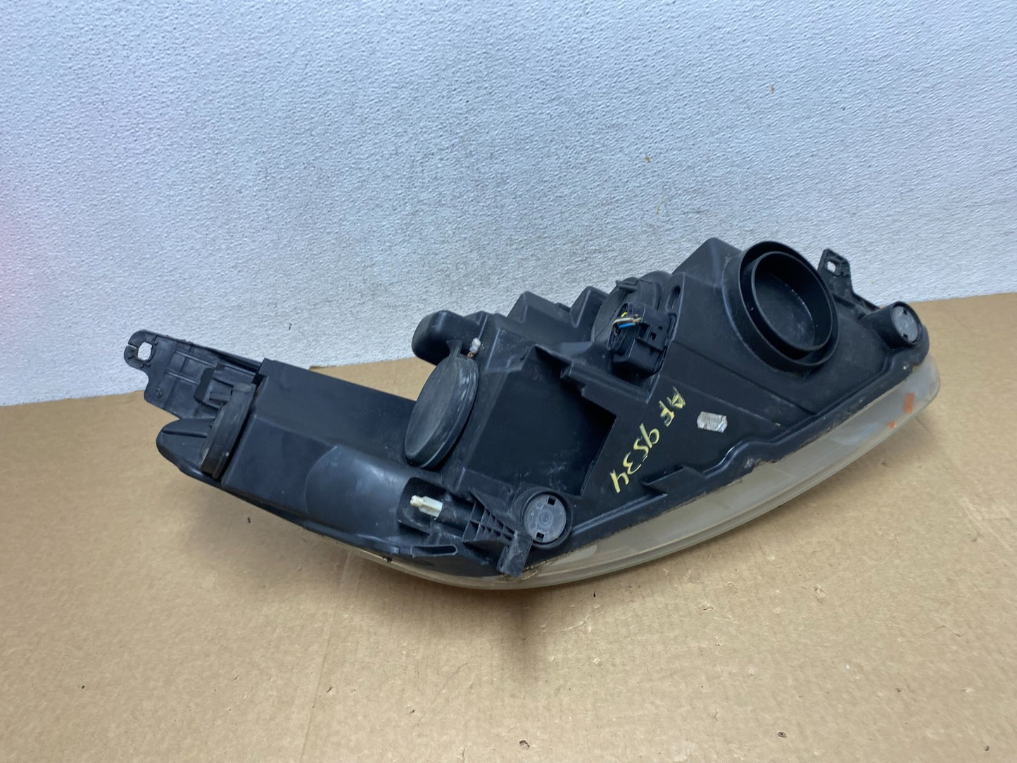2013 to 2016 Ford C-MAX Left Driver LH Side Headlight AF9534 DW6