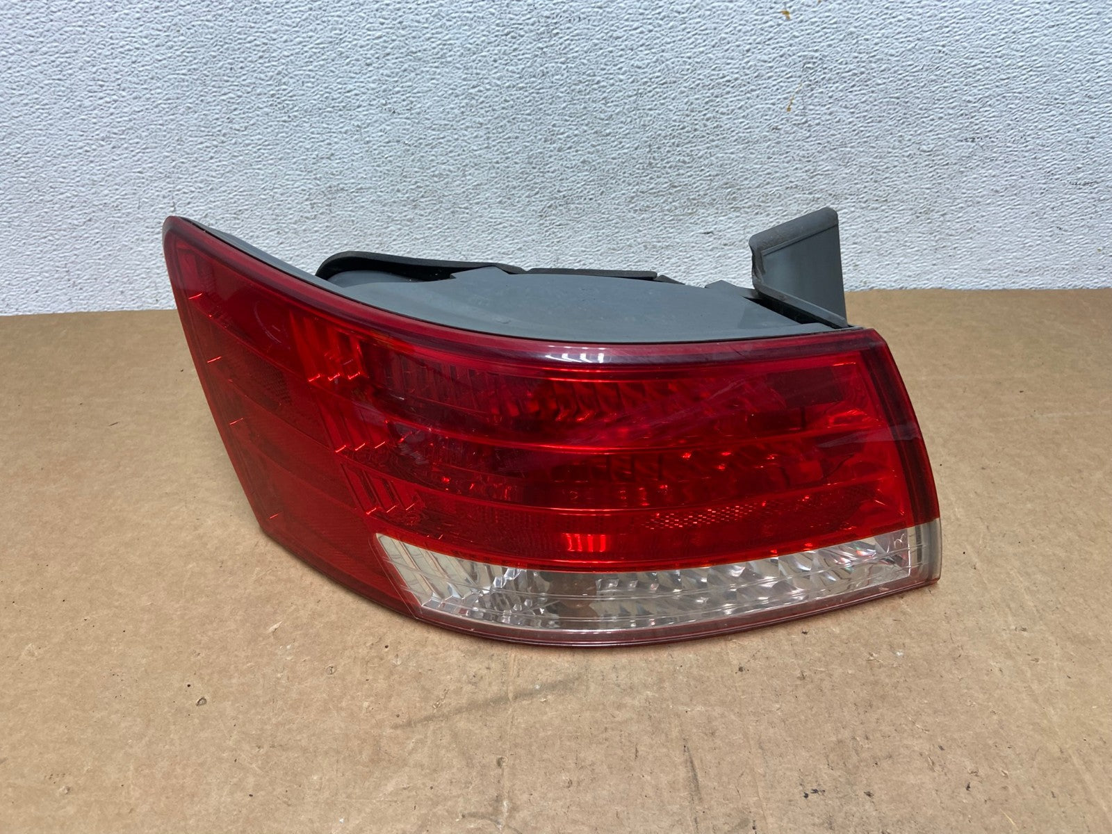 2006 2007 2008 Hyundai Sonata Left Driver Lh Side Tail Light AD6246 LK0