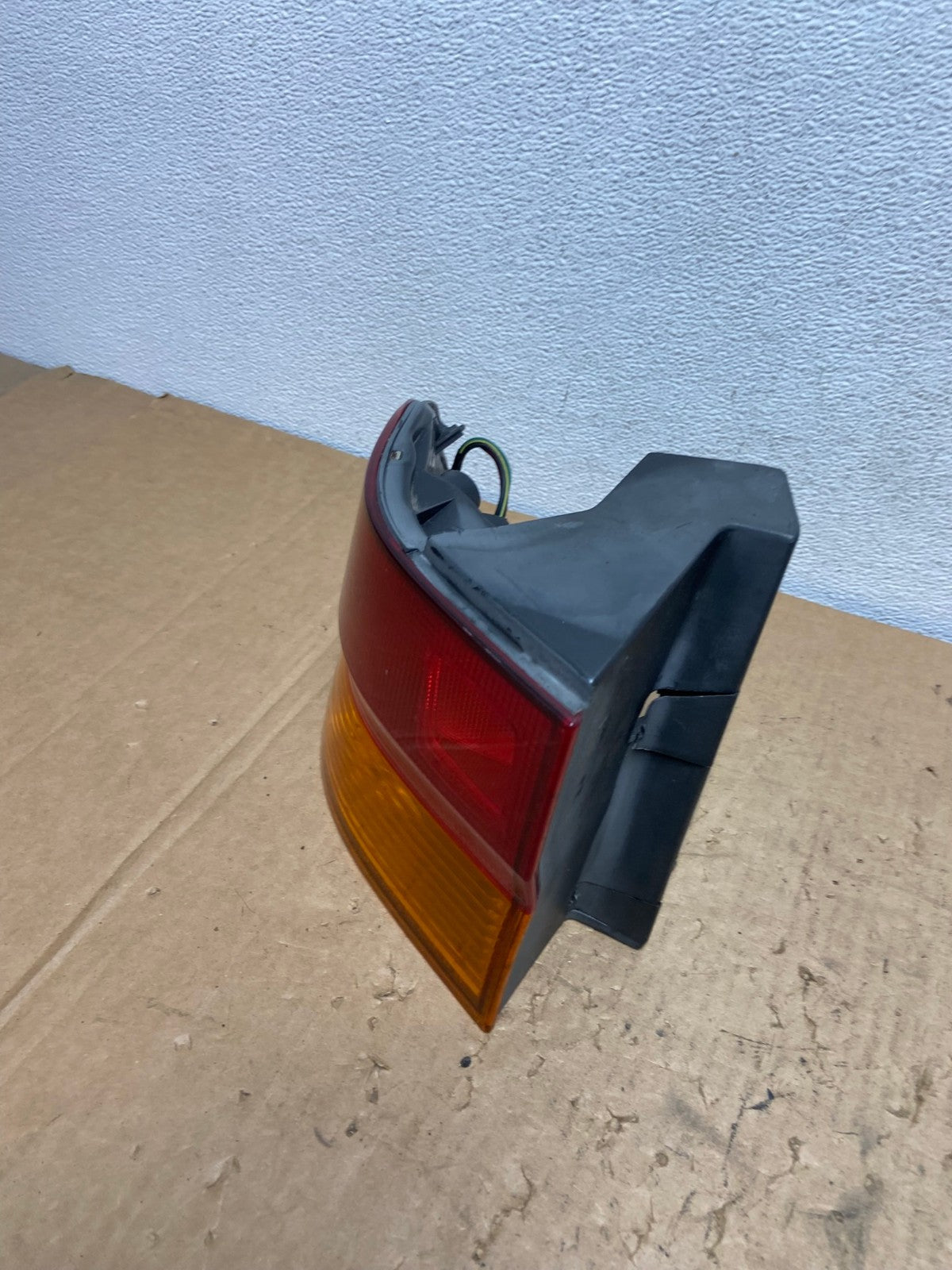 2002 2003 2004 Honda Odyssey Left Driver LH Side Tail Light AD3310 LK1