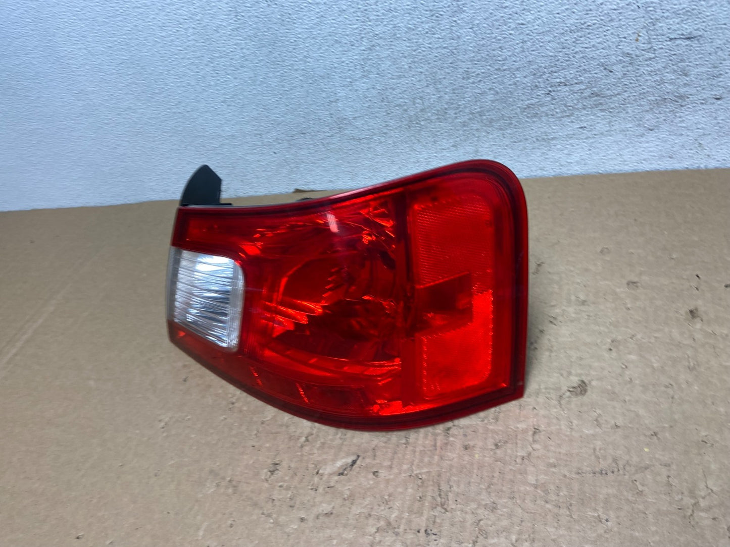 2009 2010 2011 2012 Mitsubishi Galant Right Passenger Tail Light AF8116 DW1