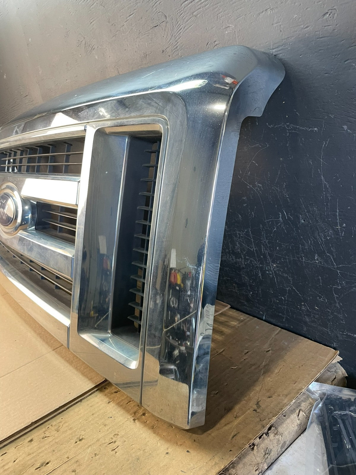 2008 to 2014 Ford Econoline E150 E250 Front Upper Chrome Grill Grille ac2223 DG1