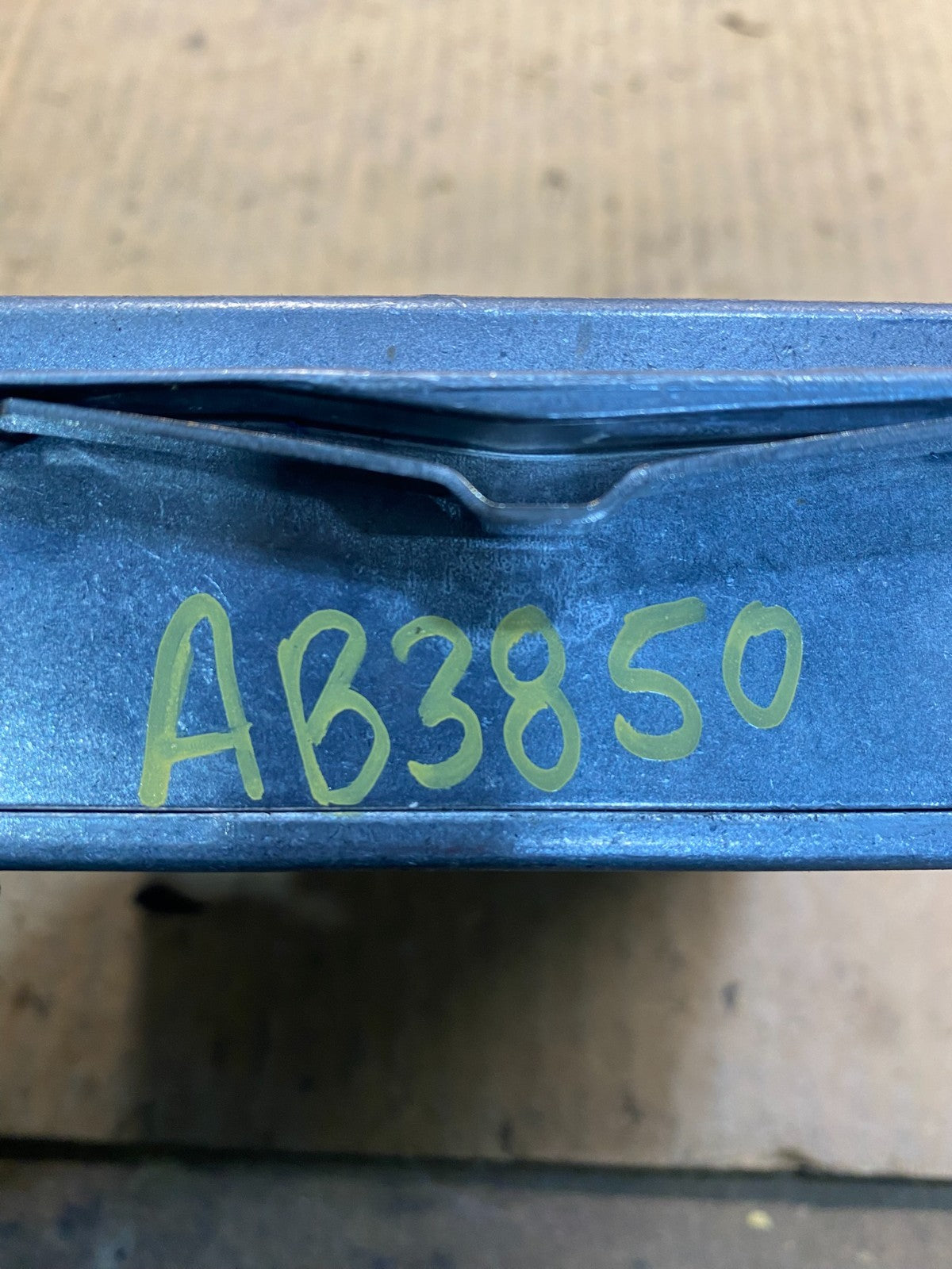 1993 - 1995 Mercedes R129 SL500 S500 ECU ECM Engine Control Module AB3850 DG3