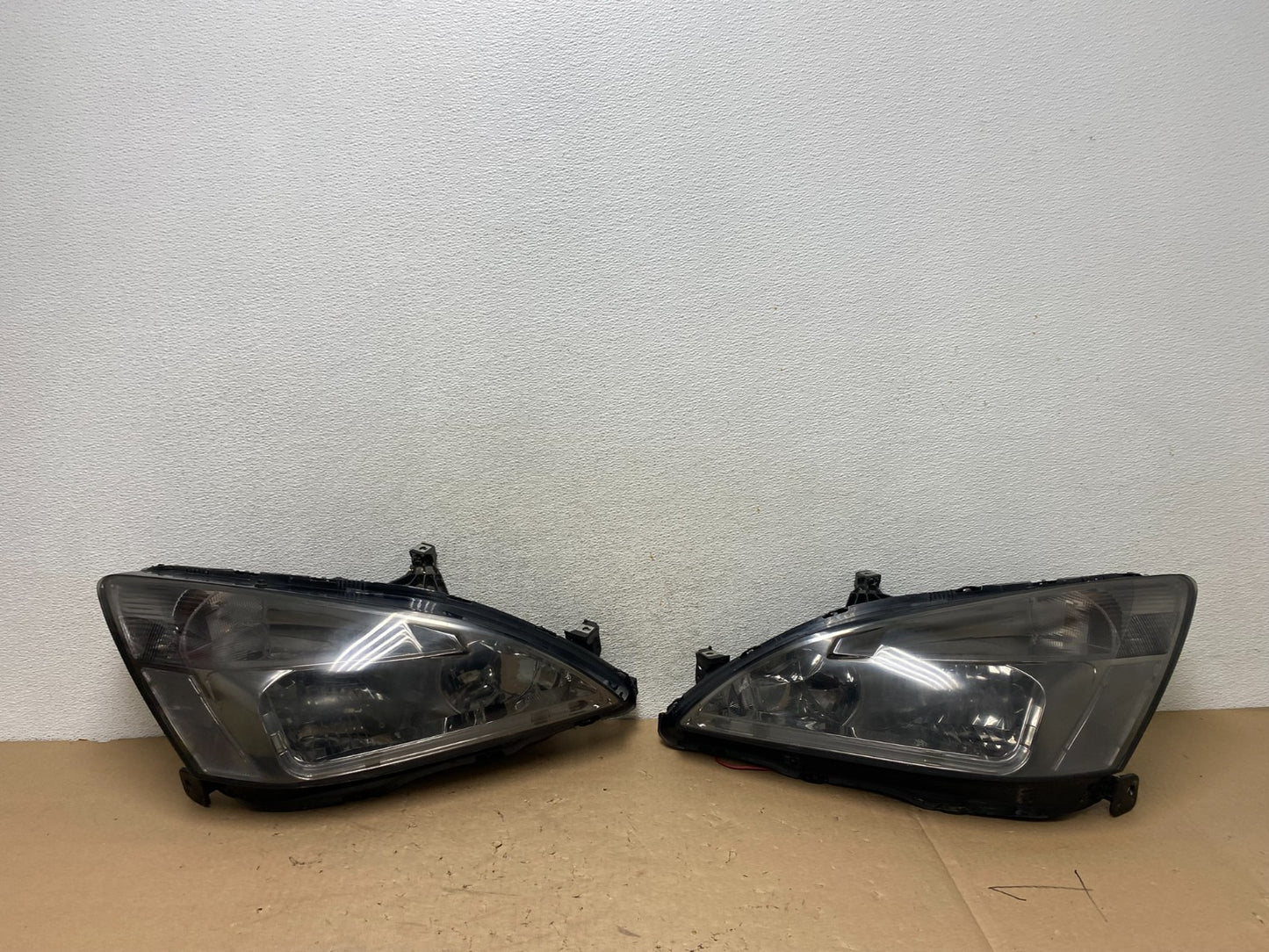 2003 - 2007 Honda Accord Left+Right Set Halogen Headlights AG4310 DG0