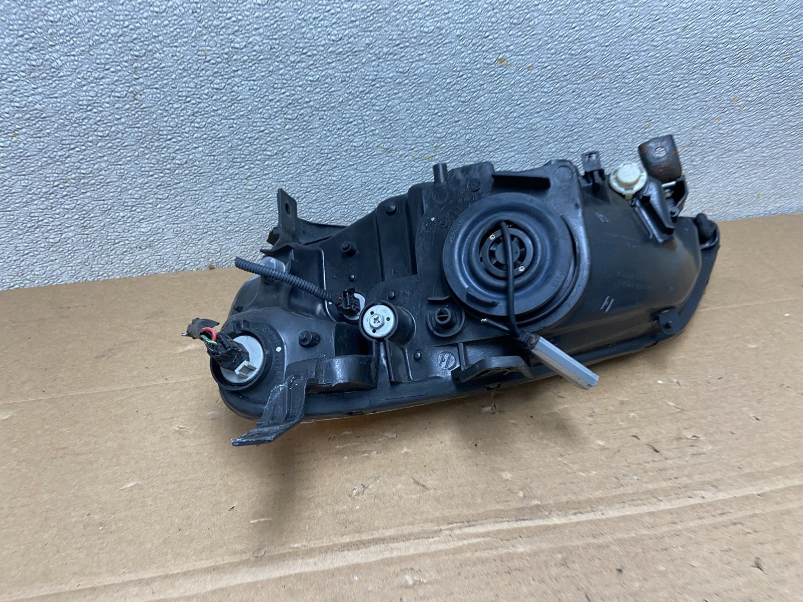 2001 - 2003 Honda Civic Coupe Headlight Halogen Right Passenger Rh AB4449 DW5