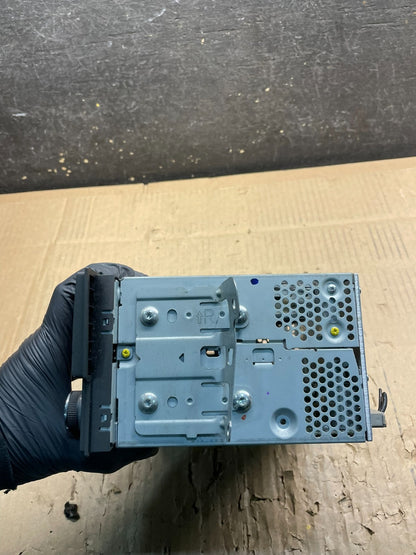 2013 to 2014 Nissan Sentra Radio CD Player AM/FM 28185-3ra2a OEM W1565 DG1