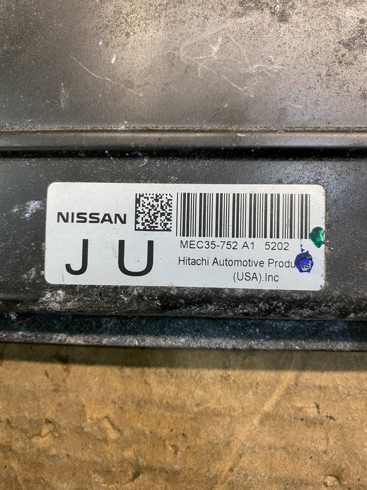 2005 Nissan Pathfinder Engine Control Module ECM MEC35-752 A1 AA7235 DG2