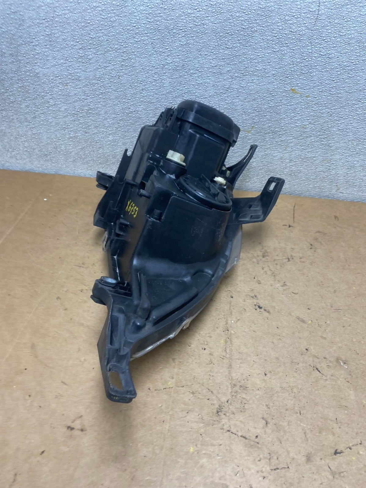 2002 - 2005 Mercedes ML ML350 ML500 Left Driver LH Halogen Headlight X6753 DW7