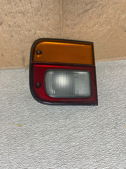 1996 to 1998 Mazda Mpv Right Passenger RH Side Inner Tail Light Oem AA3822 DW0