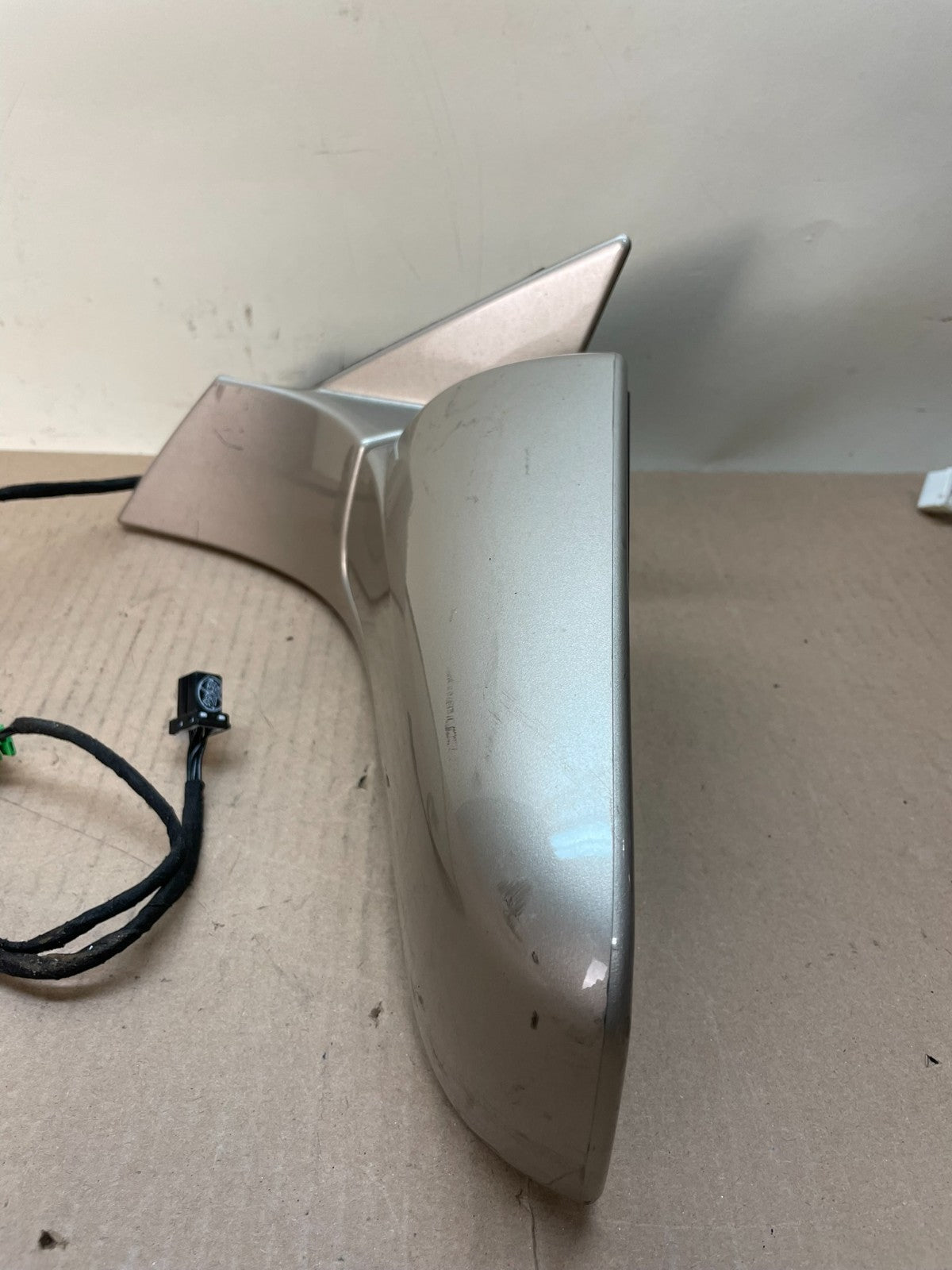 2003 to 2007 Cadillac CTS Left Driver Lh Power Door Mirror AJ0744 DG9