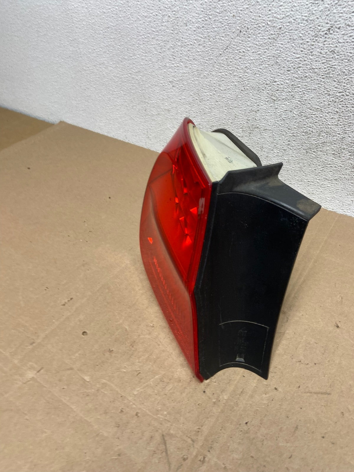 2009 2010 BMW 323i 325i 328i 335i 3 Series Left Driver Tail Light AE5009 LK1