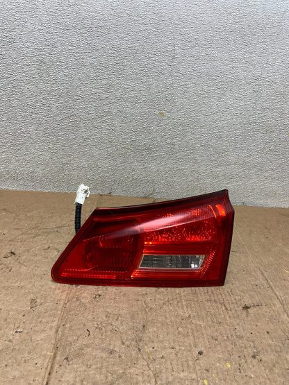 2006 - 2008 Lexus Is250 Is350 Right Passenger RH Inner Tail Light Oem AA35470