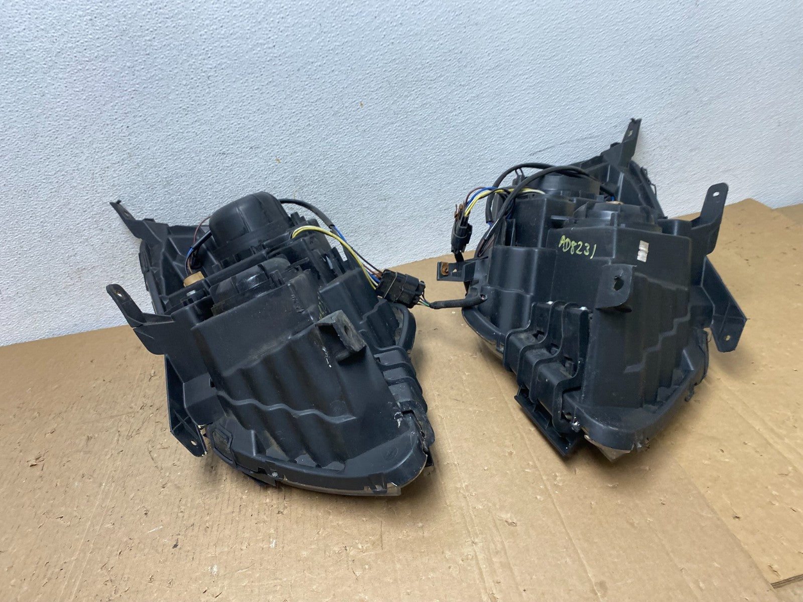 2010-2015 Chevrolet Equinox Halogen Headlights Left+Right Side AD8231 DW11
