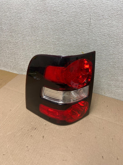 2006 to 2010 Ford Explorer Left Driver Lh Side Tail light OEM AA0279 DW0