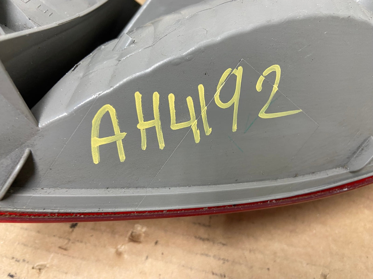 2008 to 2015 Nissan Rogue Left Driver LH Side Tail Light AH4192 LK6