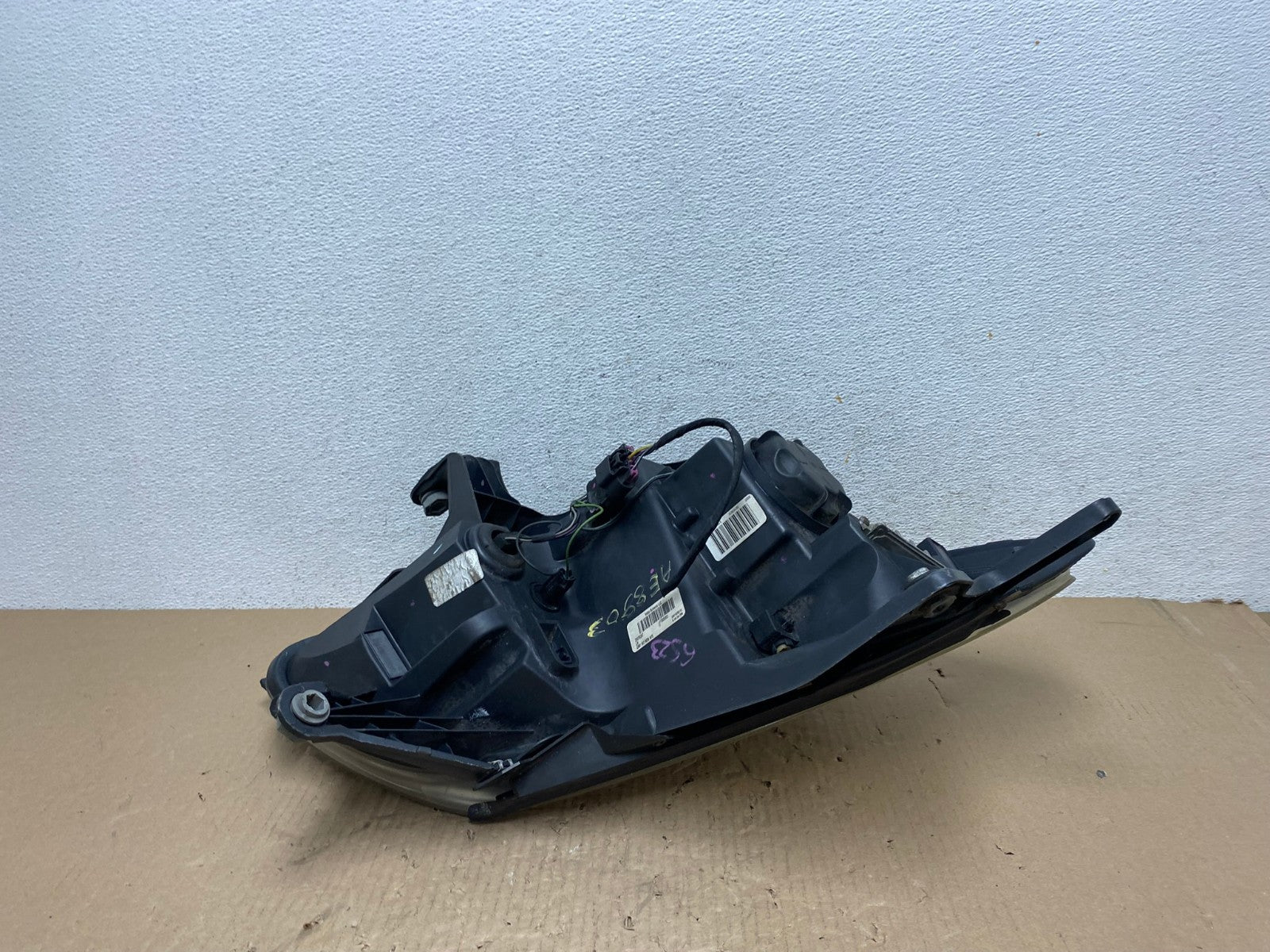 2008-2012 Buick Enclave Left Driver Headlight Xenon Hid One Ballast AE8803 LK5