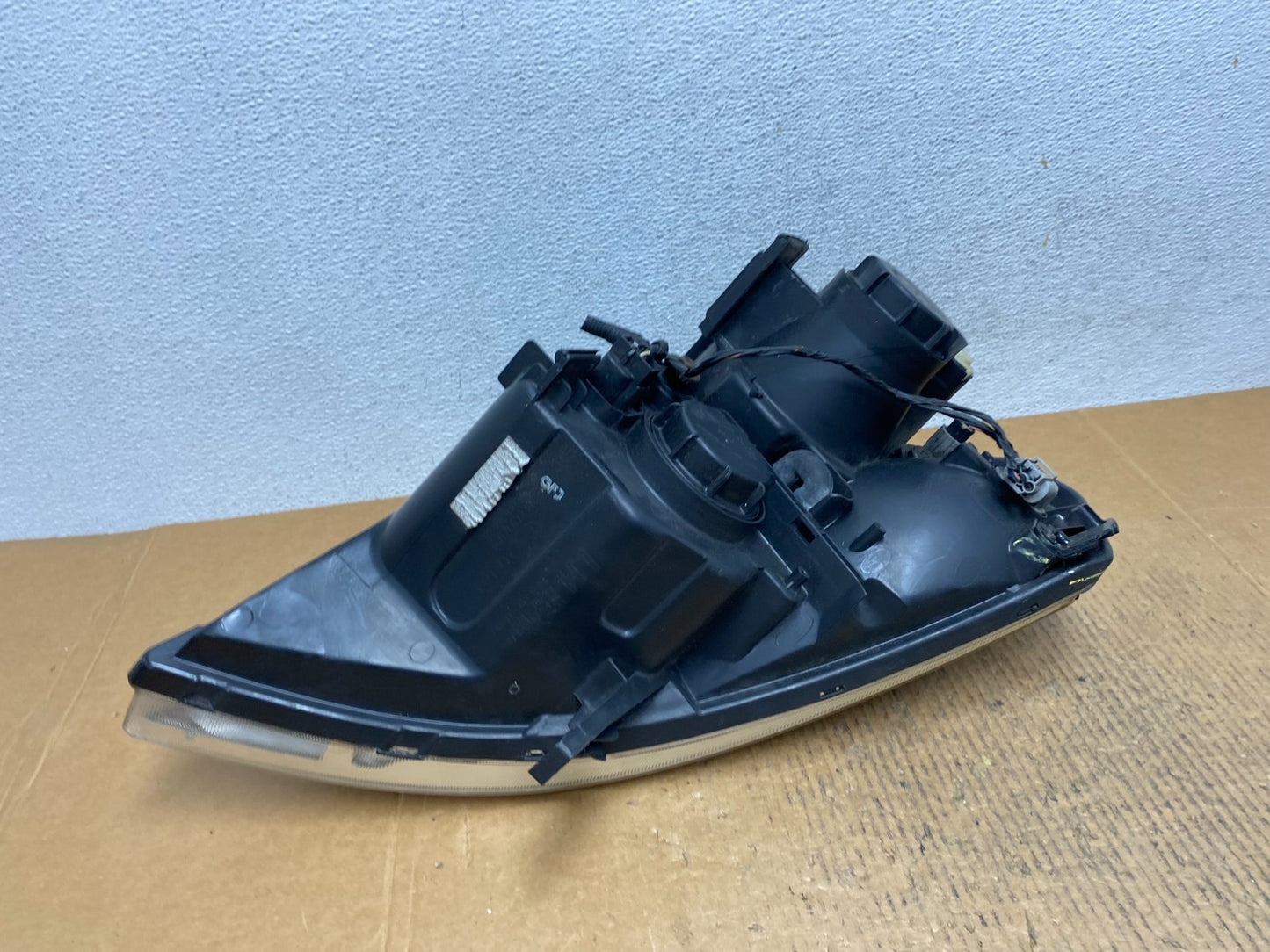 2008-2012 Kia Sedona Left Driver Lh Side Headlight Halogen AE1384 DW7