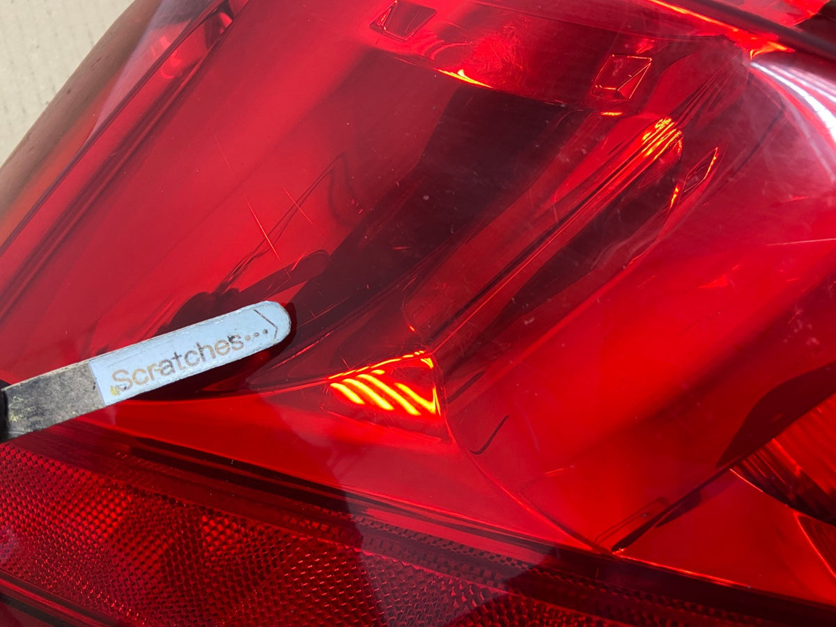 2004 to 2009 Nissan Quest Left Driver Lh Side Tail Light AH3016 LK3