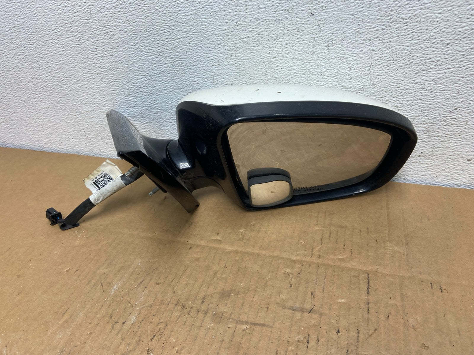 2013 to 2016 Nissan Pathfinder Right Passenger View Door Mirror AC7591 DW4