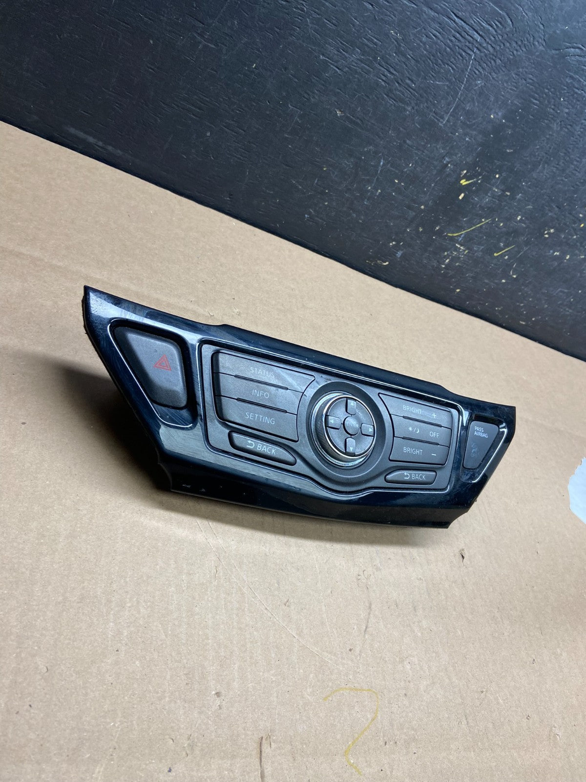2013 to 2015 Nissan Pathfinder Information Display Control t4346 DG1
