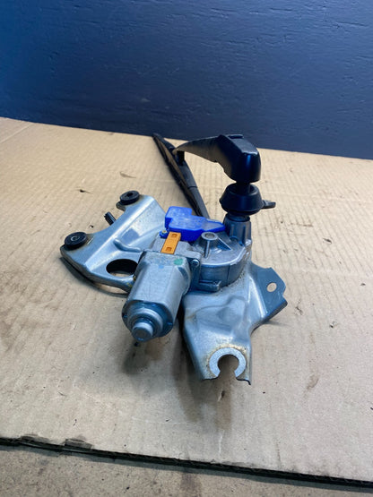 2010 to 2014 Subaru Legacy Outback Rear Wiper Motor AB41874