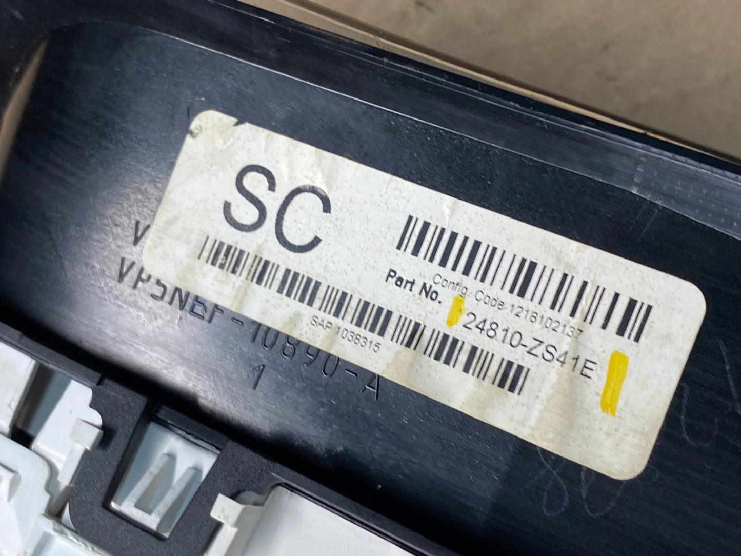 2007 Nissan Xterra Frontier Speedometer Cluster Gauge OEM p5673 DG6