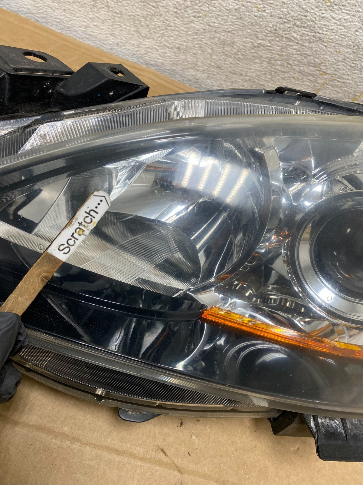 2010 - 2013 Mazda 3 Left Driver LH Halogen Headlight AH8195 DW3