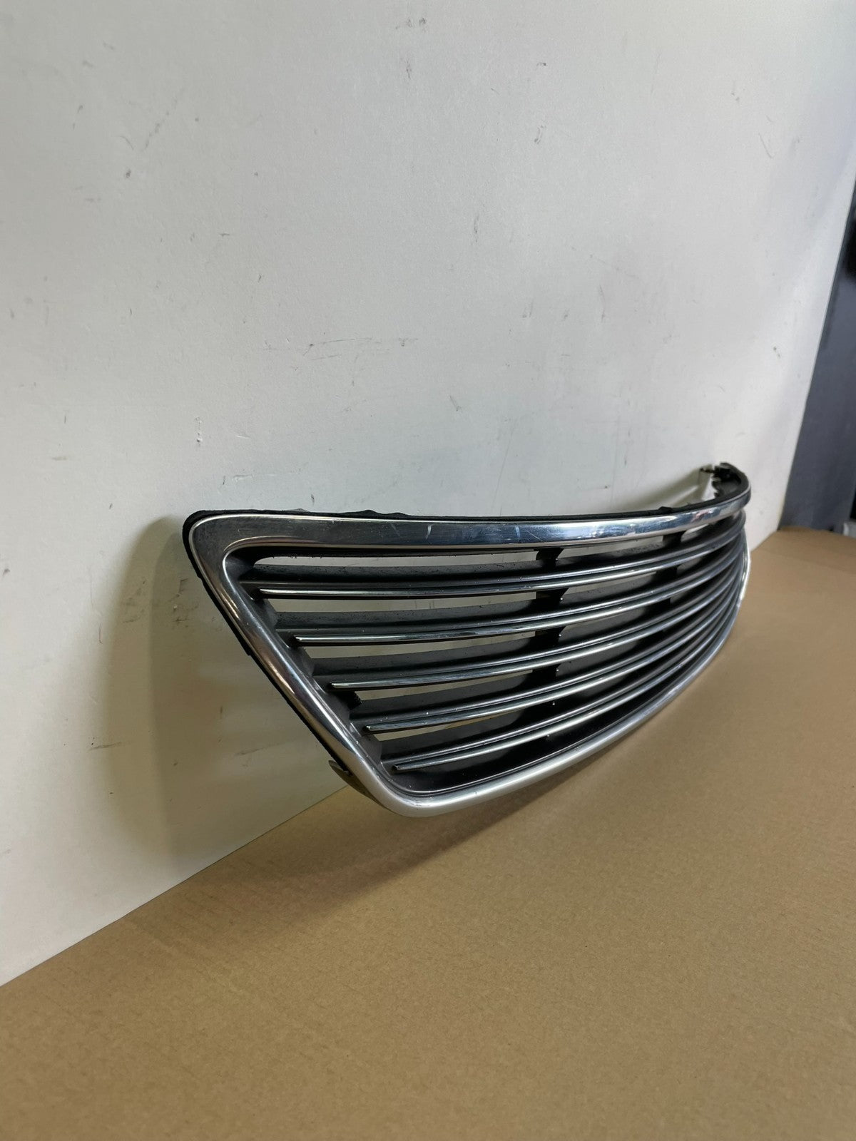 2005 2006 Lexus ES330 Front Upper Grill Grille AI3969 DW2