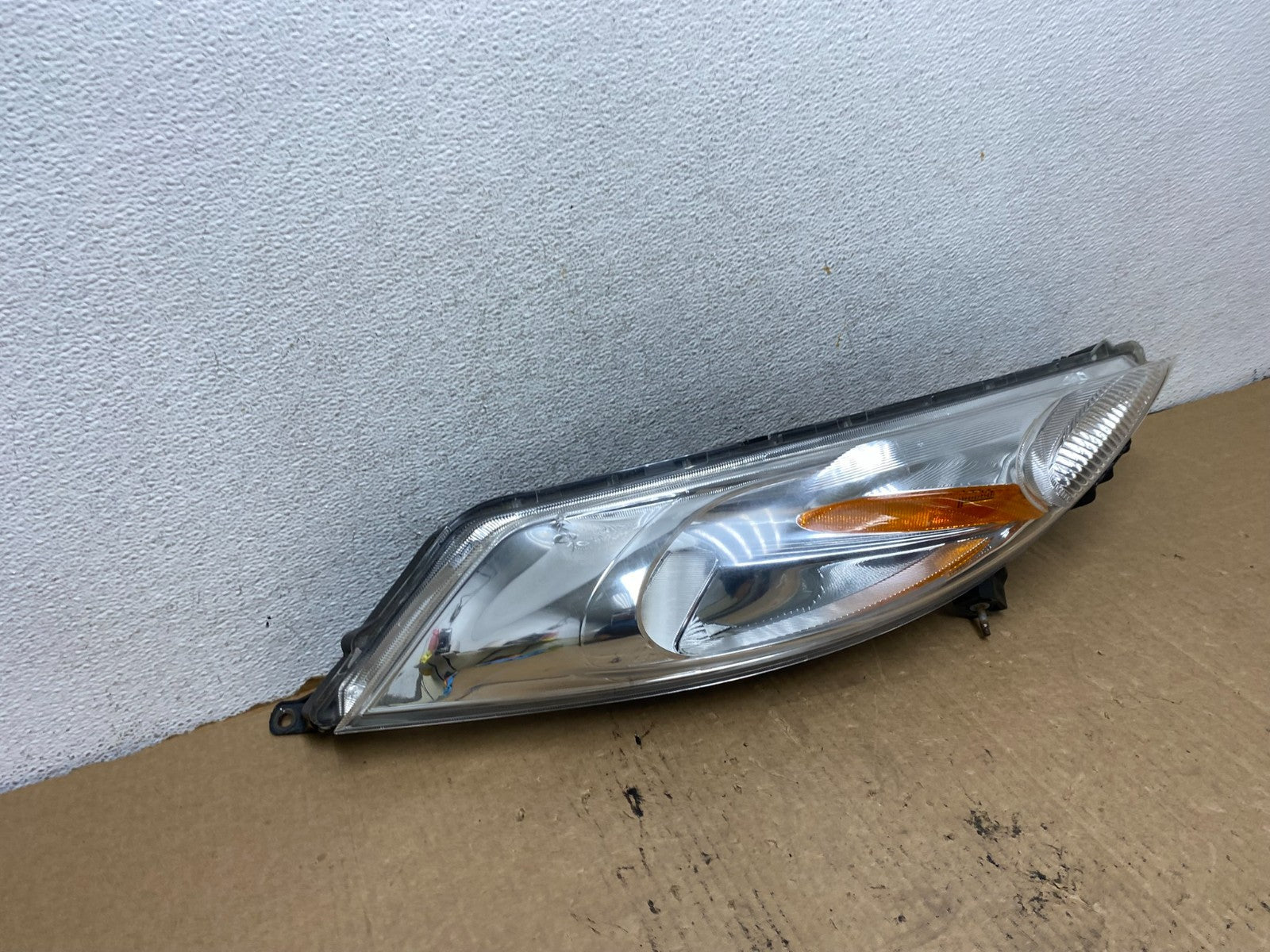 2011-2014 Nissan Juke Turn Signal Headlight Right Passenger RH Halogen AG2203 DW2