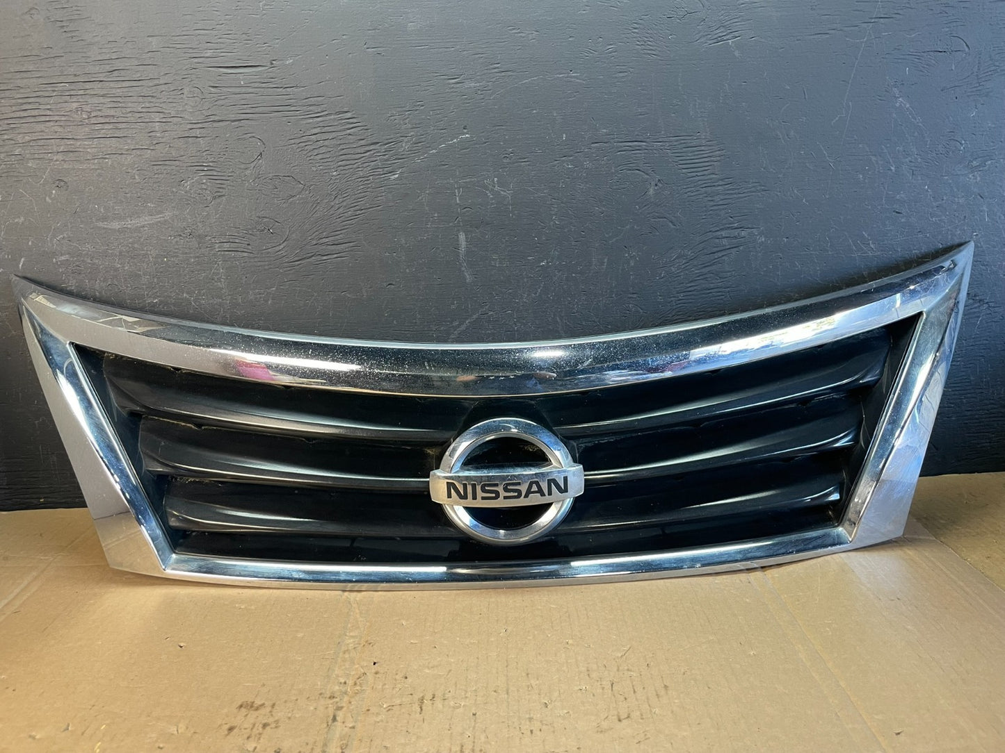 2013 to 2015 Nissan Altima Front Upper Grill Grille Sedan Aftermarket AC5449 DG0