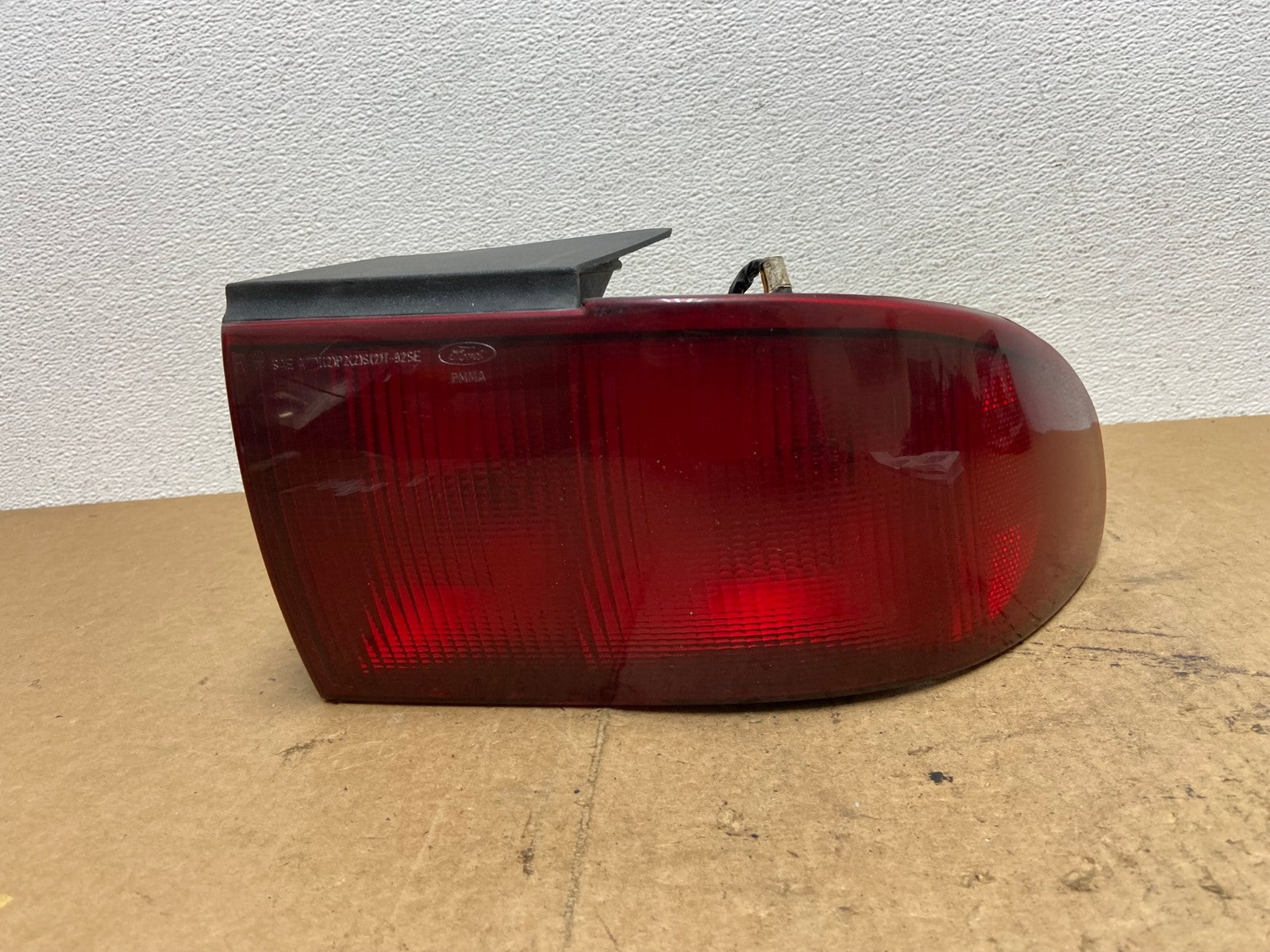 1993 - 1995 Mercury Sable RH Passenger Right Side Tail Light AC3504 LK0