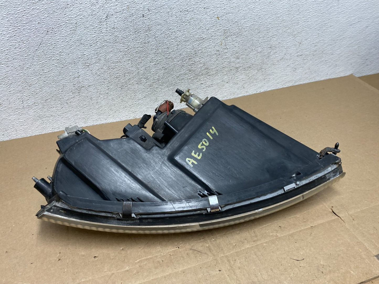 1992 - 2000 Lexus SC300 Left Driver LH Side Halogen Headlight AE5014 DG6
