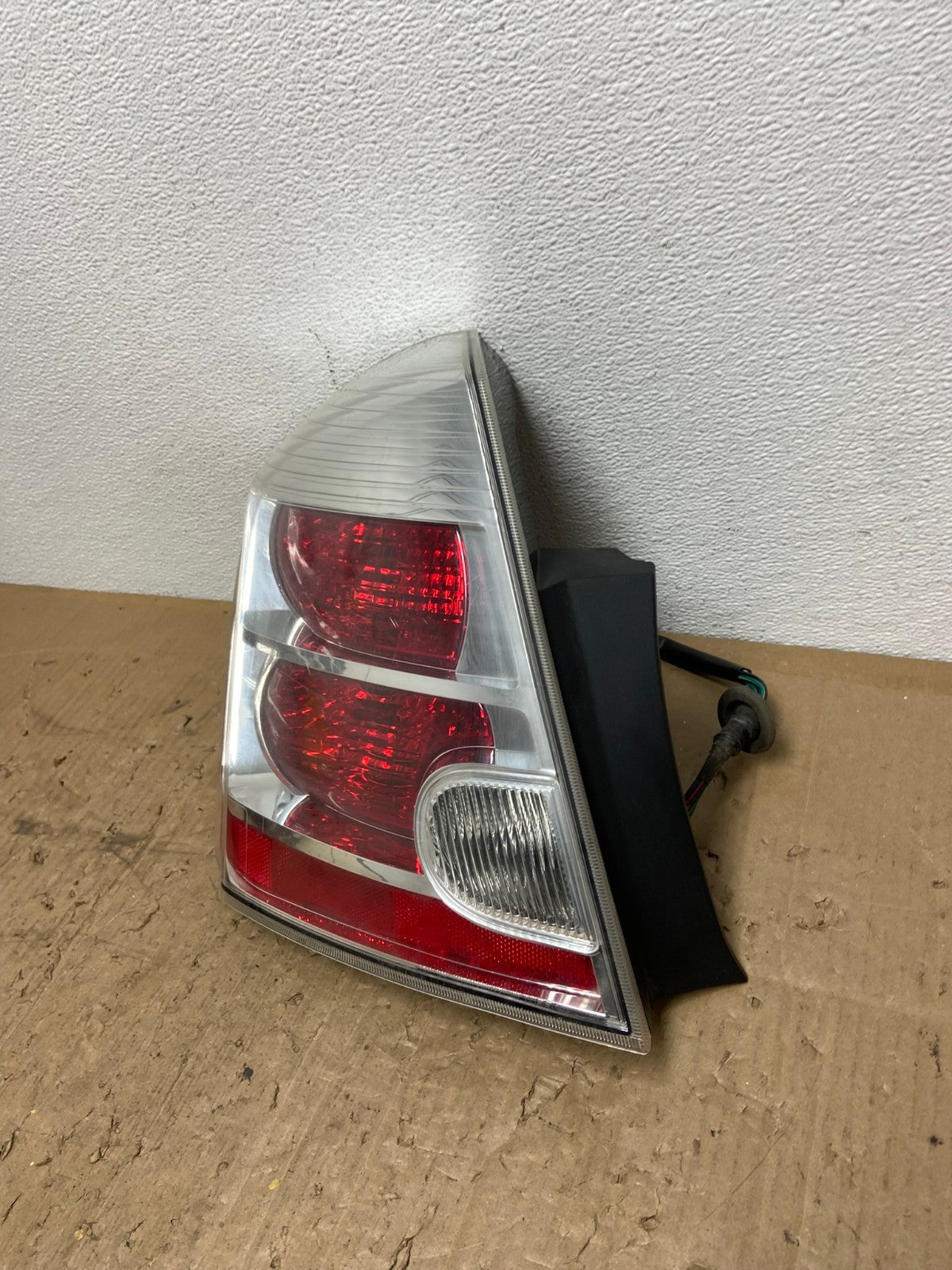 2007 to 2012 Nissan Sentra Left Driver LH Side Tail Light AC0239 LK1