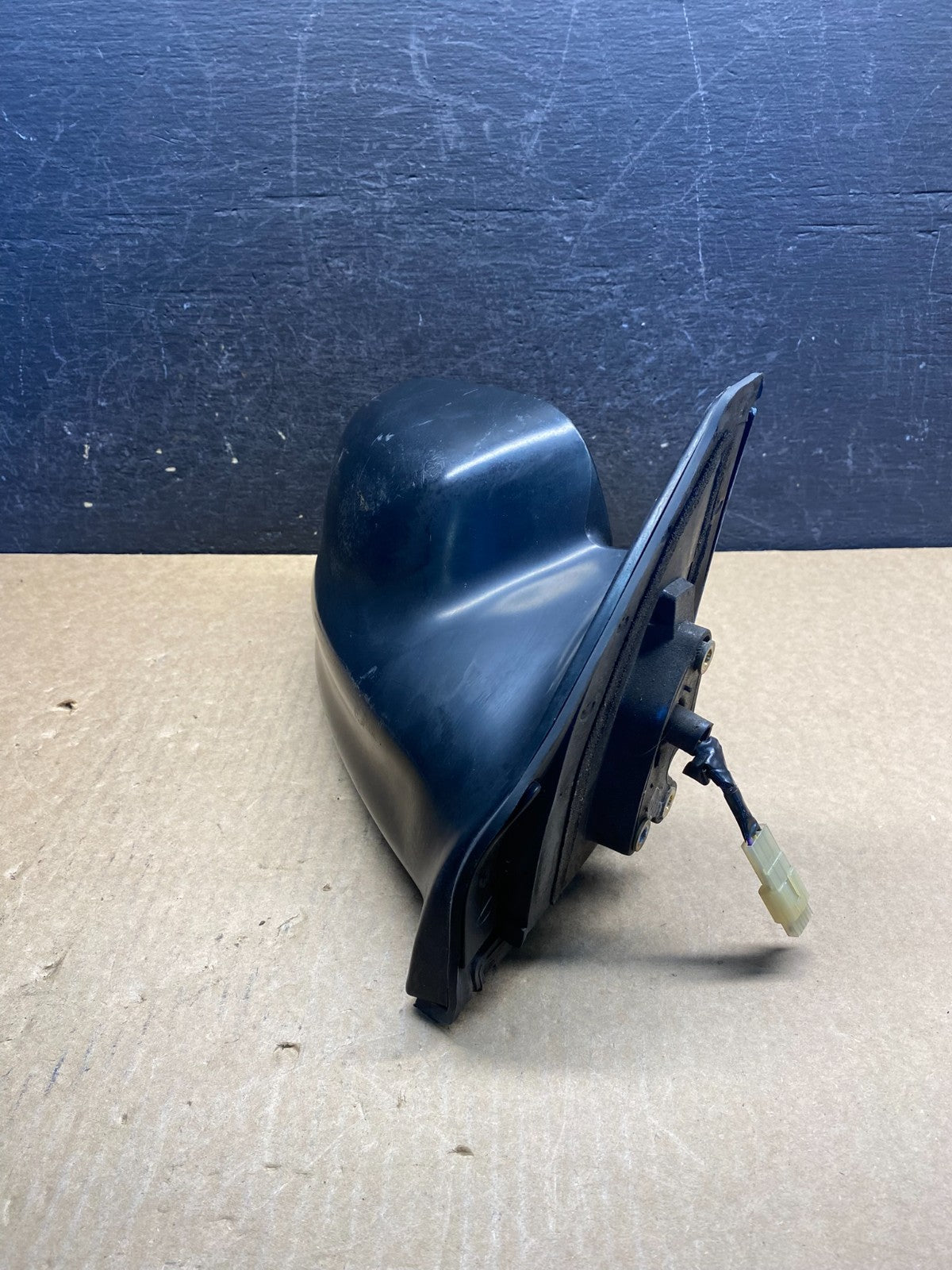 1999 to 2004 Chevrolet Tracker Right Passenger View Door Mirror AG6052 DG2