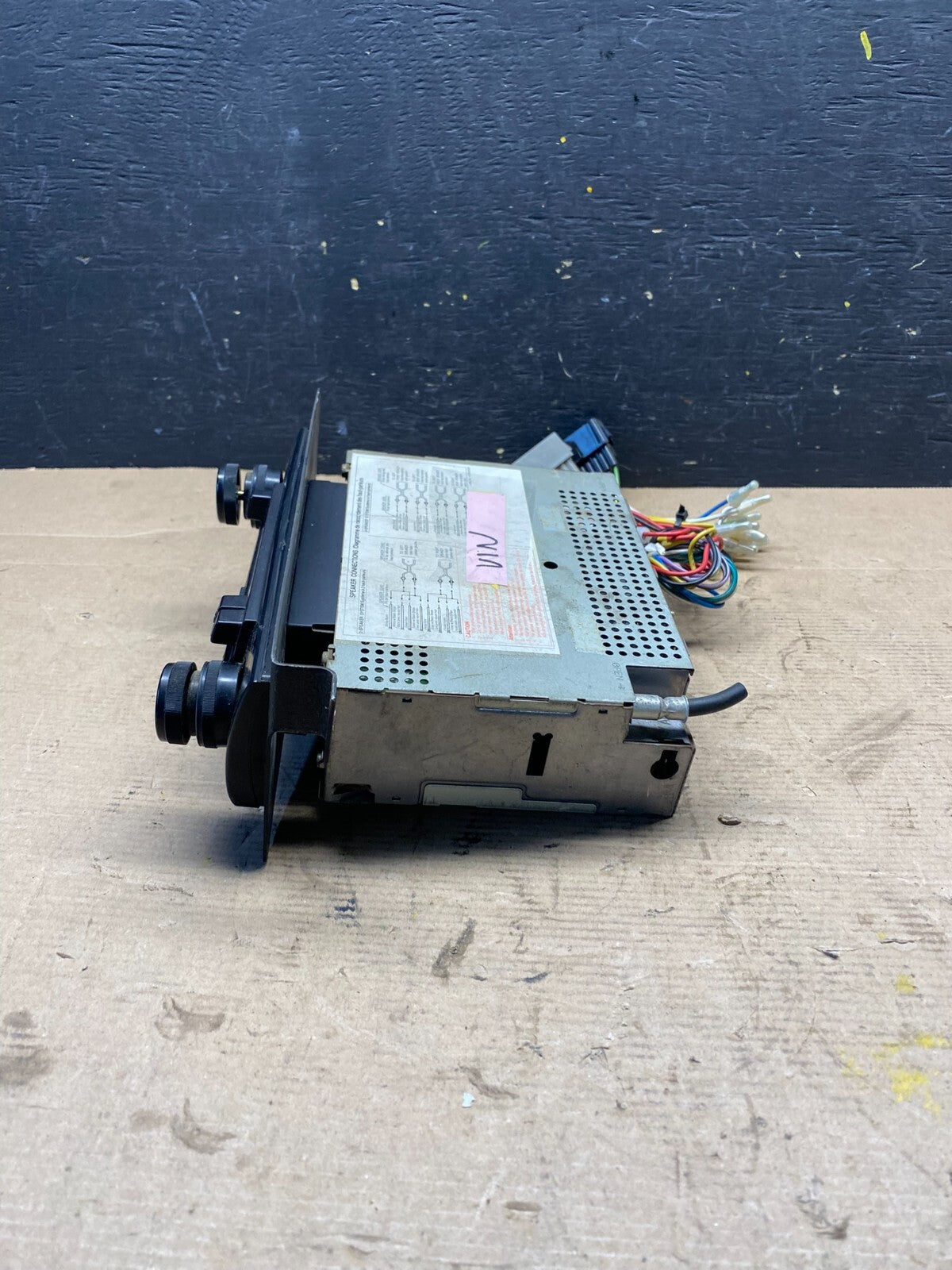 1989 Chrysler Fifth Avenue Radio AM/FM Cassette Player N7474 DG2