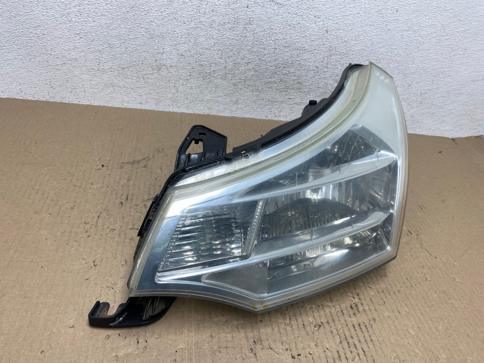 2008 2009 2010 2011 Ford Focus Left Driver Lh Headlight Halogen AE7102 LK2