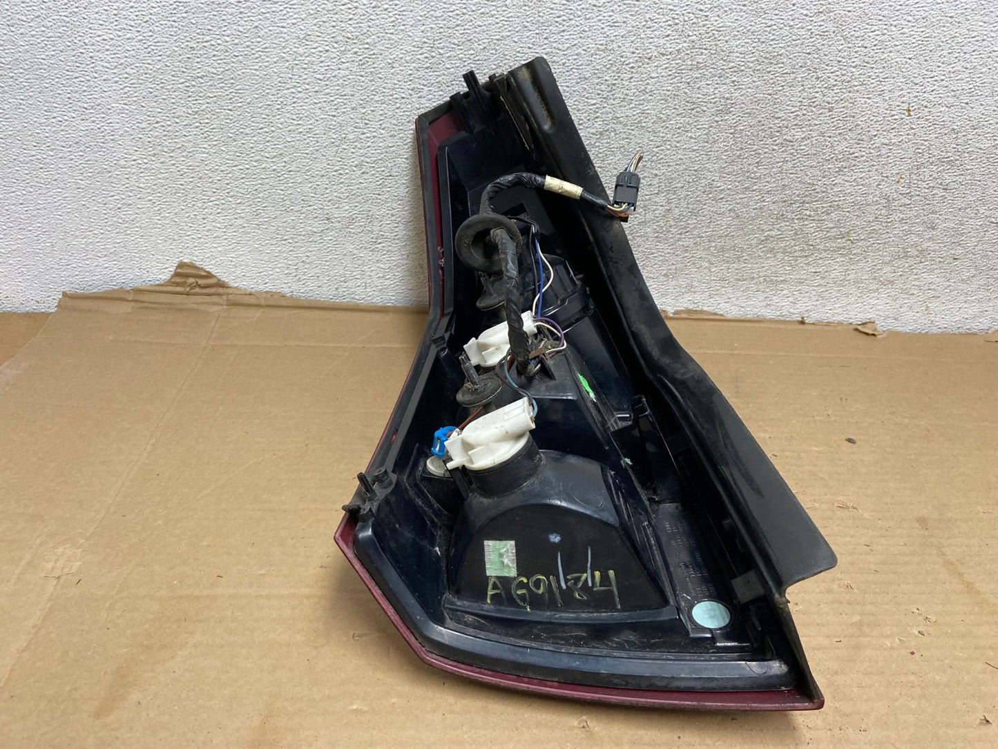 2003 to 2007 Cadillac Cts Right Passenger Rh Side Tail Light AG9184 LK6