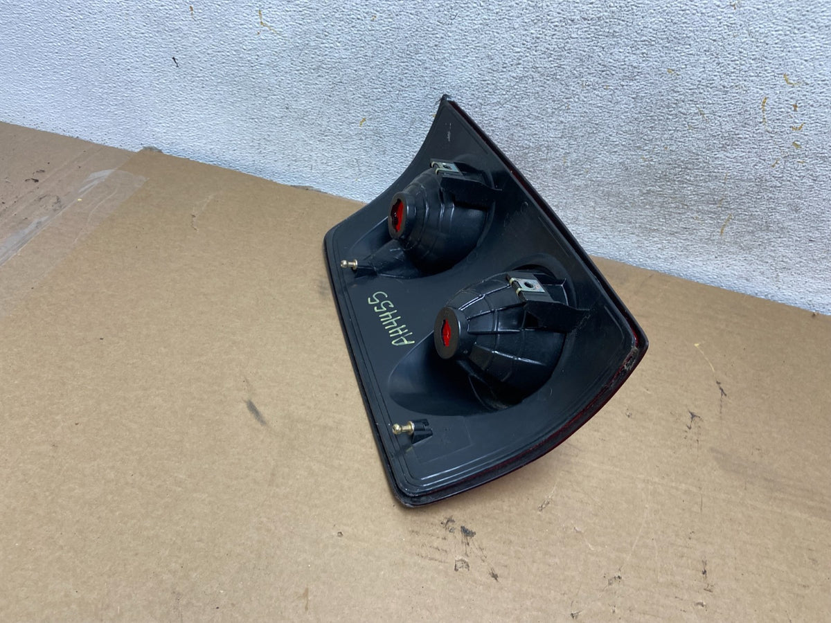 2007 - 2009 Dodge Ram 1500 2500 Right Passenger Rh Side Tail Light AH4455 DW4
